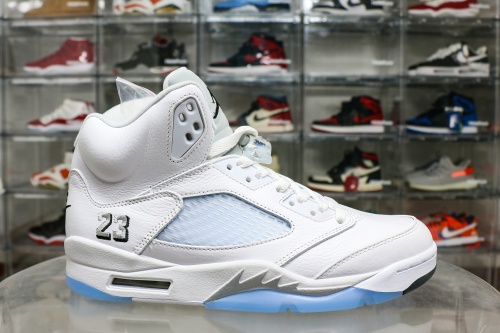 Jordan 5 Retro “Metallic White” 2025 ( A1)