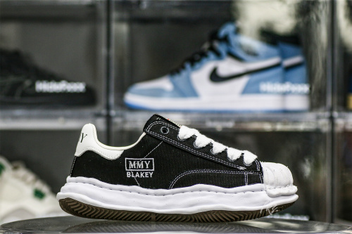 MaisOn Margiel@ Yasuhir0 Blakey low-top sneakers