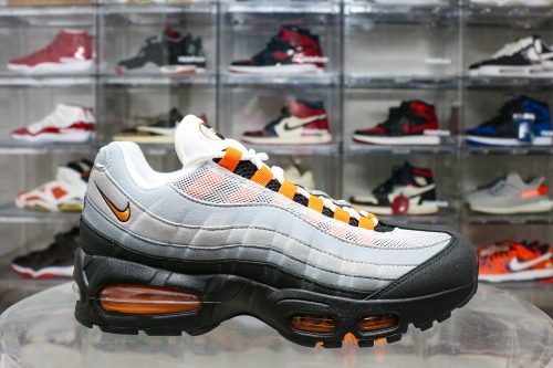 Nike Air Max 95 OG Big Bubble Bright Mandarin 2.0 (2025)