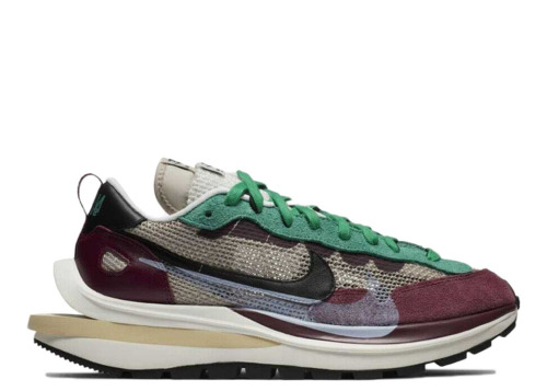 Nike Vaporwaffle sacai Villain Red Neptune Green（A1）