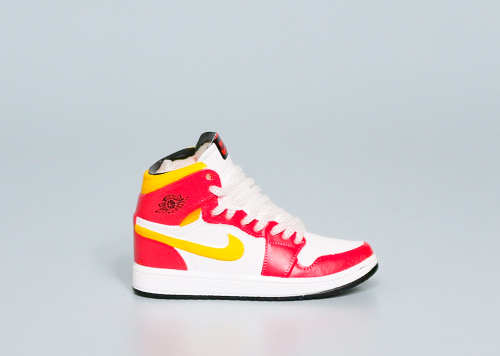 Mini Sneaker Air Jordan 1 Retro High OG Light Fusion Red 3D keychain